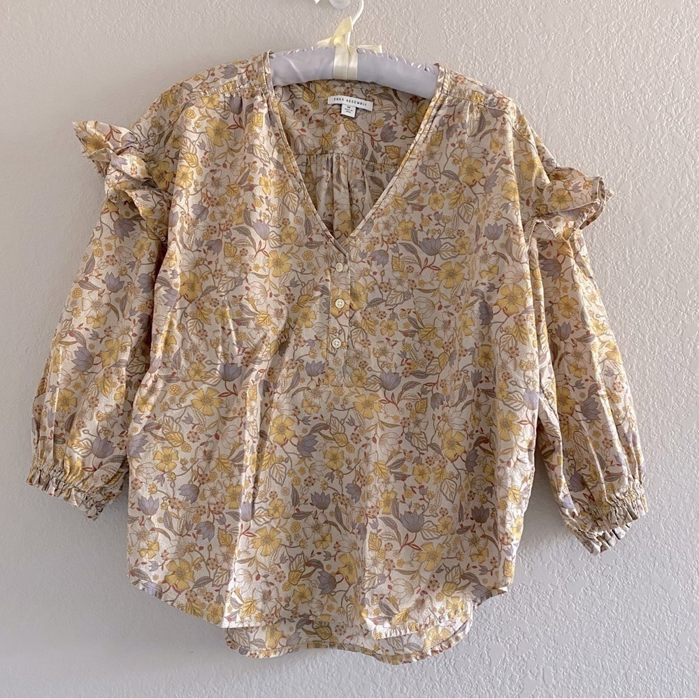 WOMEN’S Free Assembly floral print blouse w/ balloon sleeves & ruffles Size M